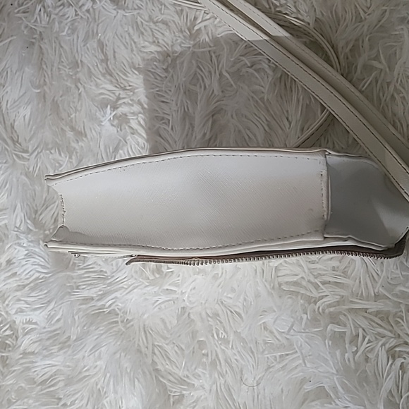 NINE WEST Crossbody Mini White Purse - Picture 4 of 10